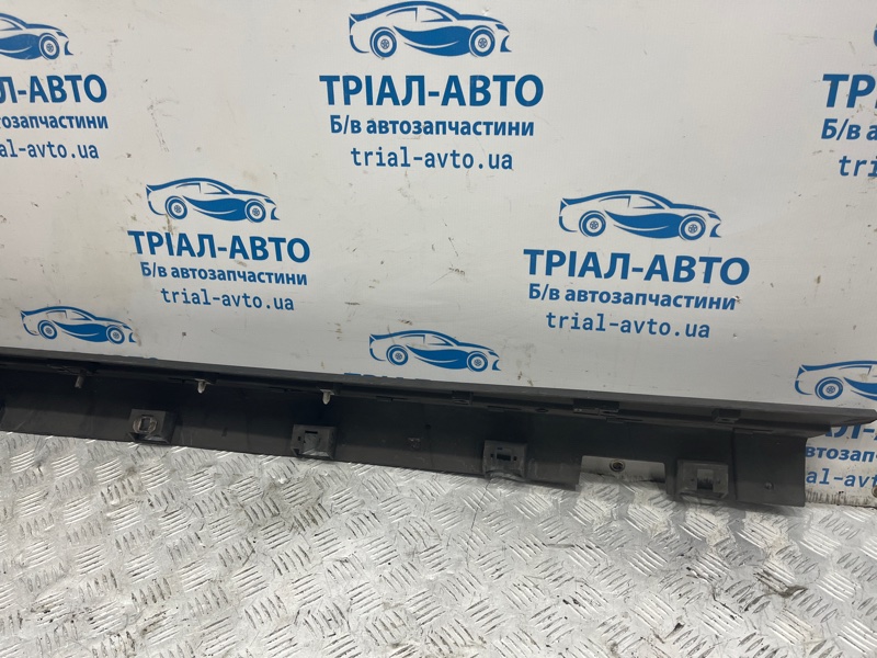 Накладка порога внешняя левая Escape 2012-2019 3 2.0 бензин ENR90