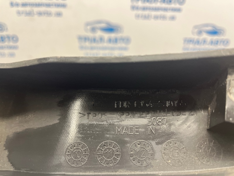 Накладка порога внешняя левая Escape 2012-2019 3 2.0 бензин ENR90