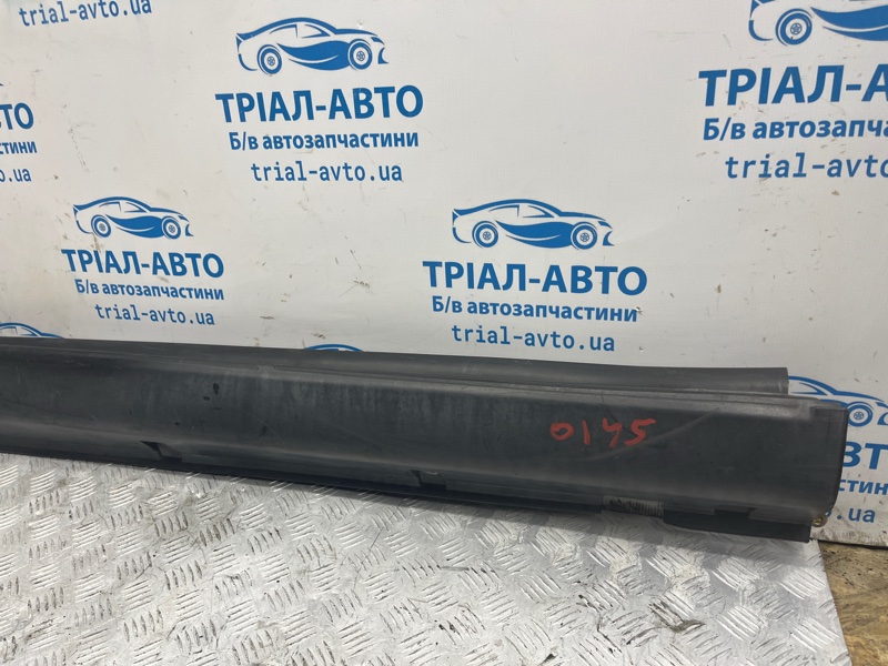 Накладка порога внешняя левая FX 2002-2008 S50 3.5 бензин VQ35DE