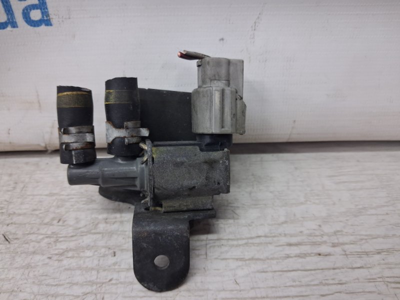 Клапан электромагнитный Infiniti FX 2002-2008 S50 3.5 бензин VQ35DE Б/У