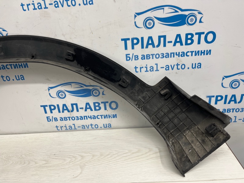 Накладка крыла передняя правая Sorento 2014-2020 UM 2.4 бензин G4KJ