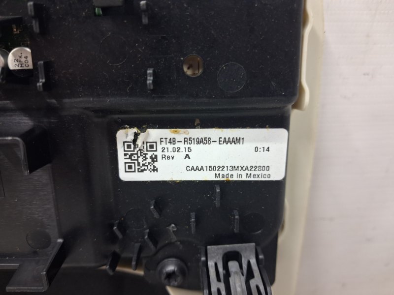 Плафон передний Ford Edge 2 2.0 бензин ENR90