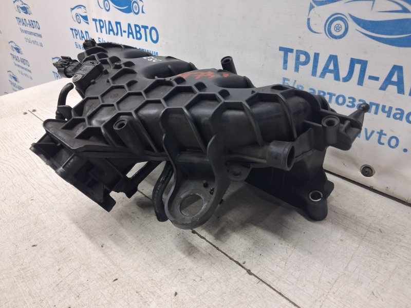 Коллектор впускной пластик Escape 2012-2019 3 2.0 бензин ENR90