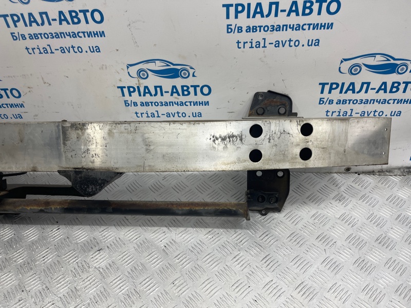 Усилитель бампера передний FX 2002-2008 S50 3.5 бензин VQ35DE