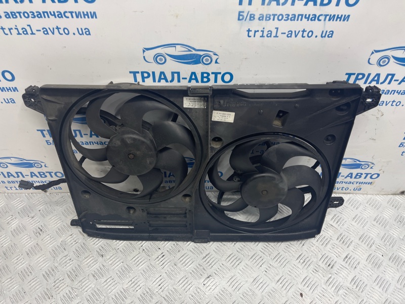 Диффузор с вентилятором радиатора Fusion USA 2013-2020 2 1.5 бензин ENUN0