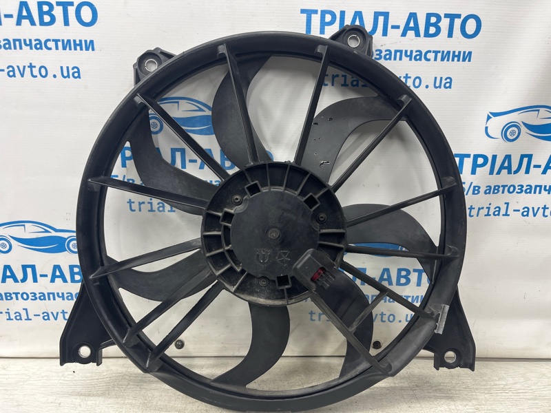 Диффузор с вентилятором радиатора Dodge Journey 2007-2020 1 2.4 бензин ED3 68102116AA Б/У