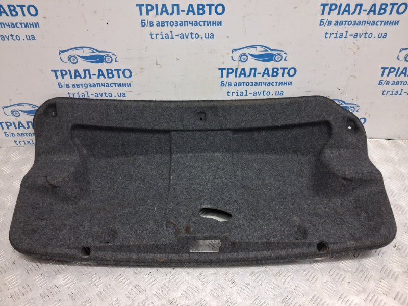 Обшивка крышки багажника Mitsubishi Lancer 2007-2017 10 2.0 бензин 4B11 7240A040 Б/У