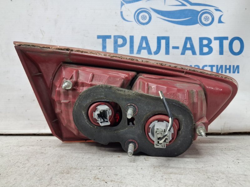 Фонарь задний внутренний правый Lancer 2007-2017 10 2.0 бензин 4B11 Фонарь задний внутренний правый Lancer 2007-2017 10 2.0 бензин 4B11