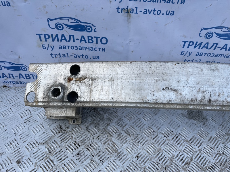 Усилитель бампера передний Infiniti QX60 L50 3.5 бензин VQ35DE