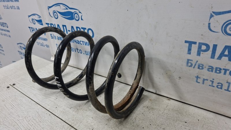 Пружина передняя Mitsubishi Lancer 10 2.0 бензин 4B11 Пружина передняя Mitsubishi Lancer 10 2.0 бензин 4B11