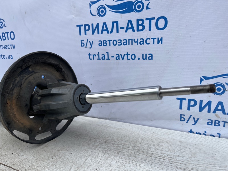 Амортизатор передний правый Acura MDX YD2 3.7 бензин J37A1