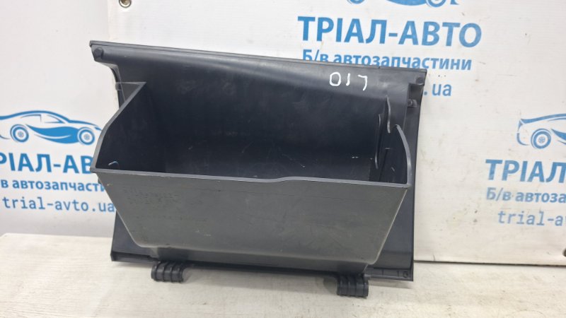 Бардачок Lancer 2007-2017 10 2.0 бензин 4B11 Бардачок Lancer 2007-2017 10 2.0 бензин 4B11