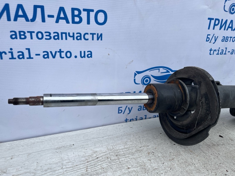 Амортизатор передний правый Santa fe 2012-2019 DM 2.4 бензин G4KJ Амортизатор передний правый Santa fe 2012-2019 DM 2.4 бензин G4KJ