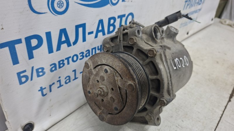 Компрессор кондиционера Lancer 2007-2017 10 2.0 бензин 4B11 Компрессор кондиционера Lancer 2007-2017 10 2.0 бензин 4B11