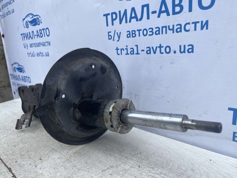 Амортизатор передний правый FX 2002-2008 S50 3.5 бензин VQ35DE