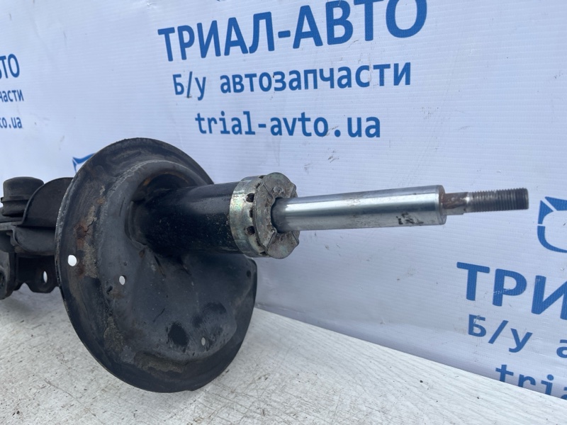 Амортизатор передний правый FX 2002-2008 S50 3.5 бензин VQ35DE