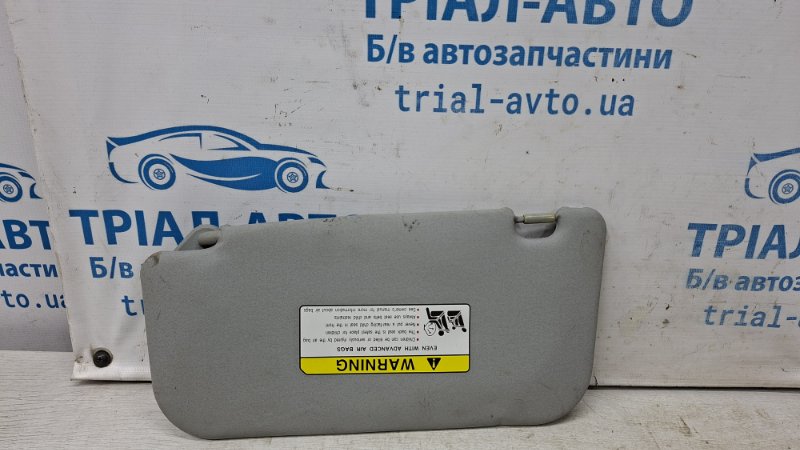 Козырек солнцезащитный правый Mitsubishi Lancer 10 2.0 бензин 4B11
