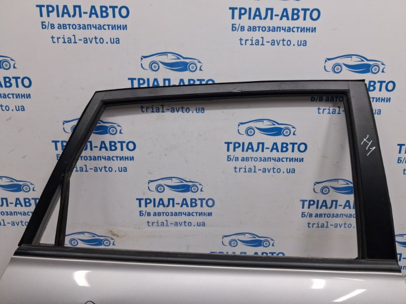 Дверь задняя правая Tucson 2004-2009 JM 2.0 бензин G4GC Дверь задняя правая Tucson 2004-2009 JM 2.0 бензин G4GC