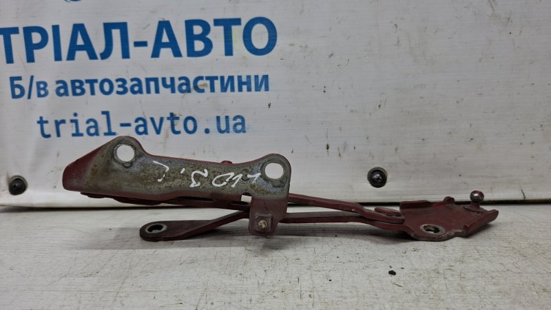 Петля крышки багажника левая Mitsubishi Lancer 10 2.0 бензин 4B11