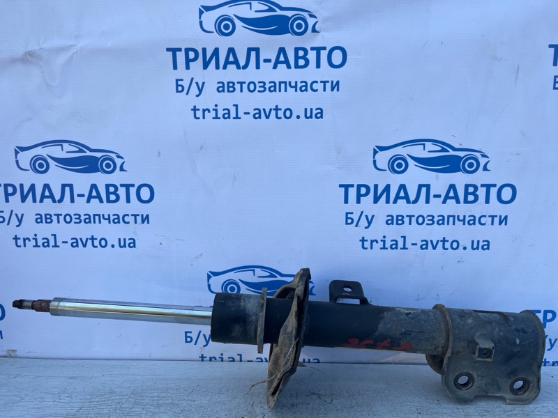 Амортизатор передний правый Kia Sorento 2009-2021 XM 2.4 бензин G4KJ 546614Z000 Б/У