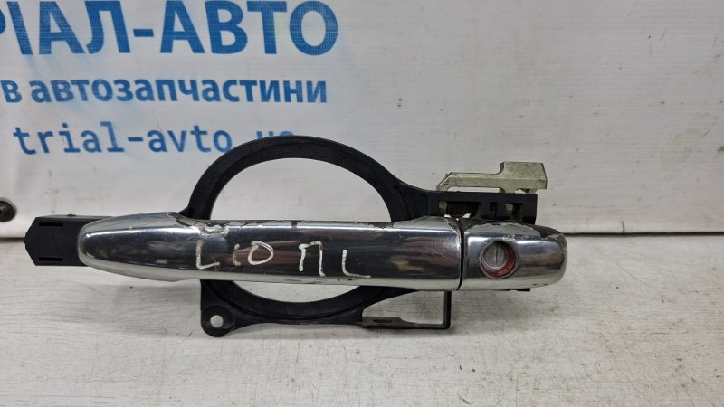 Ручка двери внешняя передняя левая Mitsubishi Lancer 2007-2017 10 2.0 бензин 4B11 5716A307 Б/У