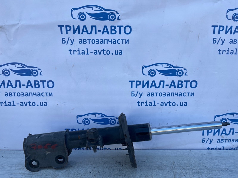 Амортизатор передний левый Sorento 2014-2020 UM 2.4 бензин G4KJ