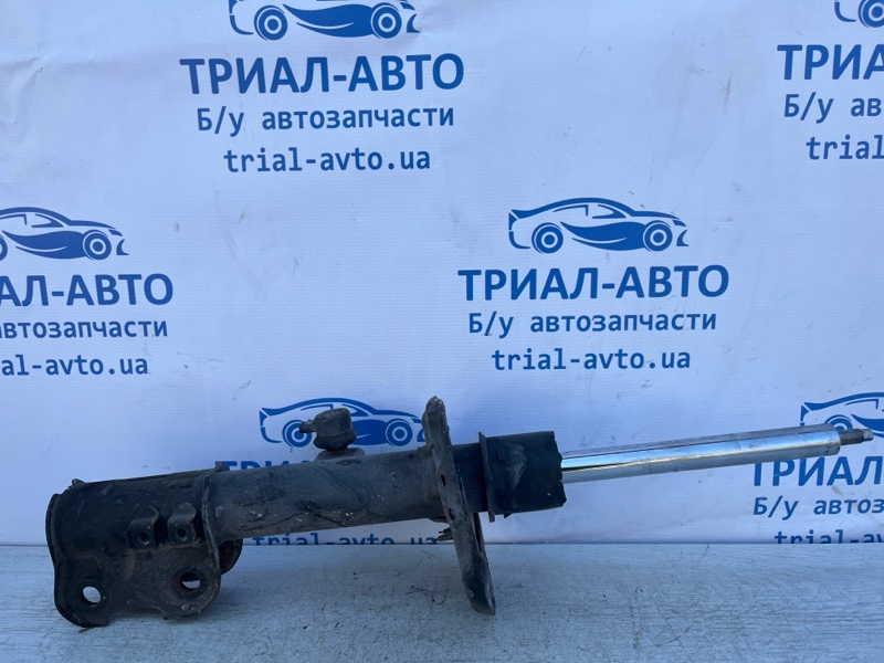 Амортизатор передний правый Kia Sorento 2014-2020 UM 2.4 бензин G4KJ 54661C6200 Б/У