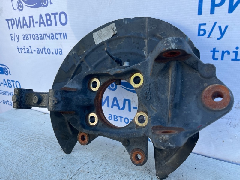 Цапфа задняя правая Jeep Compass 2016-2020 MP 2.4 бензин EDE 68246619AA Б/У