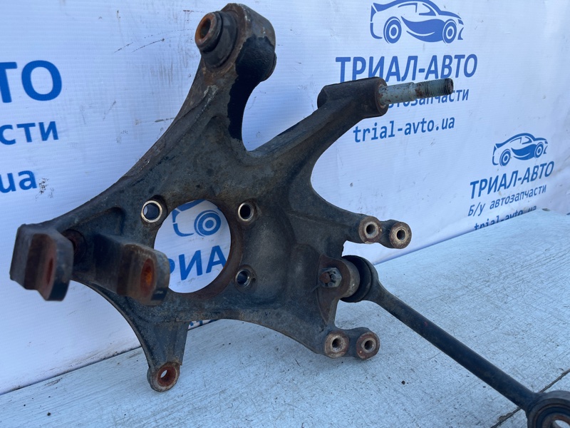 Цапфа задняя правая Santa fe 2012-2019 DM 2.4 бензин G4KJ