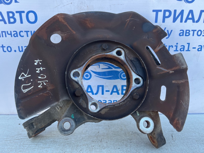 Кулак поворотный правый без ступицы Hyundai Santa fe 2012-2019 DM 2.4 бензин G4KJ 517162W000 Б/У
