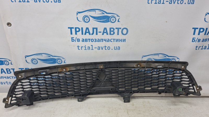 Решетка радиатора Рестайлинг Outlander 2007-2012 XL 2.2 diesel 4HK