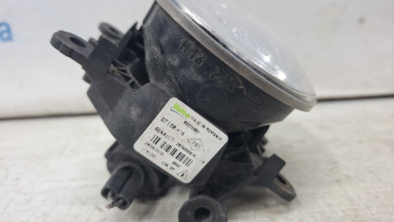 Фара противотуманная левая Renault Megane 3 1.5 Diesel K9K Фара противотуманная левая Renault Megane 3 1.5 Diesel K9K