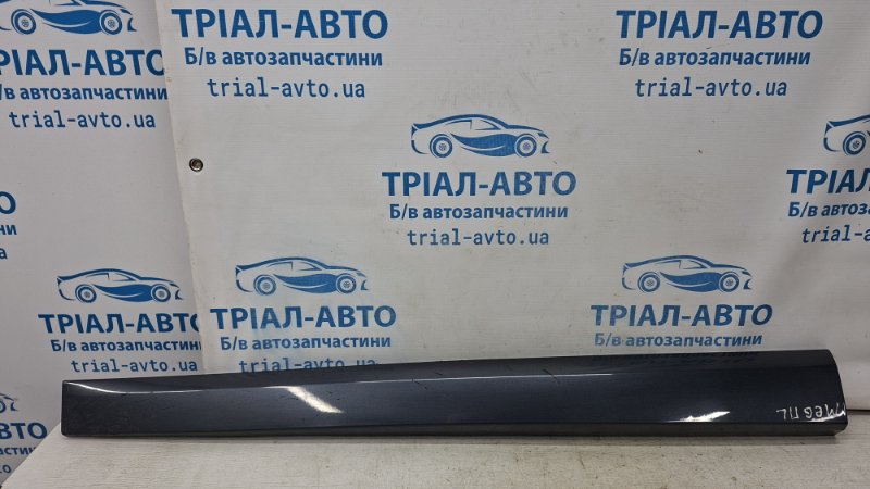Накладка двери передняя левая Renault Megane 2008-2016 3 1.5 Diesel K9K 808777087R Б/У