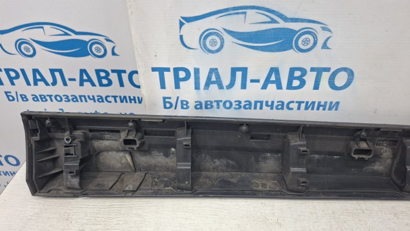 Накладка двери передняя левая Megane 2008-2016 3 1.5 Diesel K9K