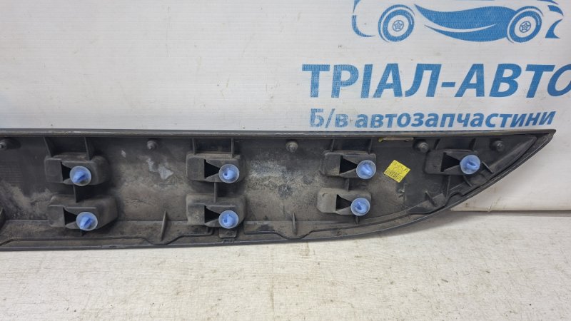 Накладка двери задняя правая Megane 2008-2016 3 1.5 Diesel K9K