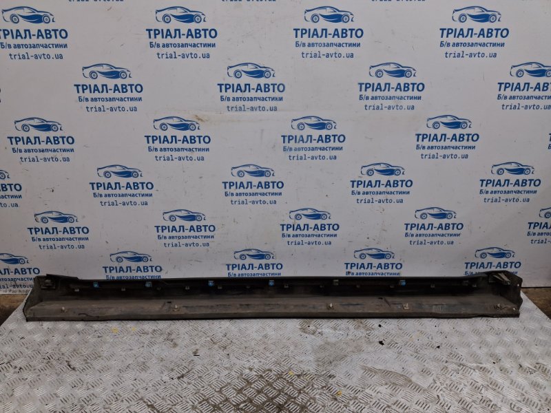 Накладка порога внешняя левая Outlander 2007-2012 XL 2.2 diesel 4HK Накладка порога внешняя левая Outlander 2007-2012 XL 2.2 diesel 4HK