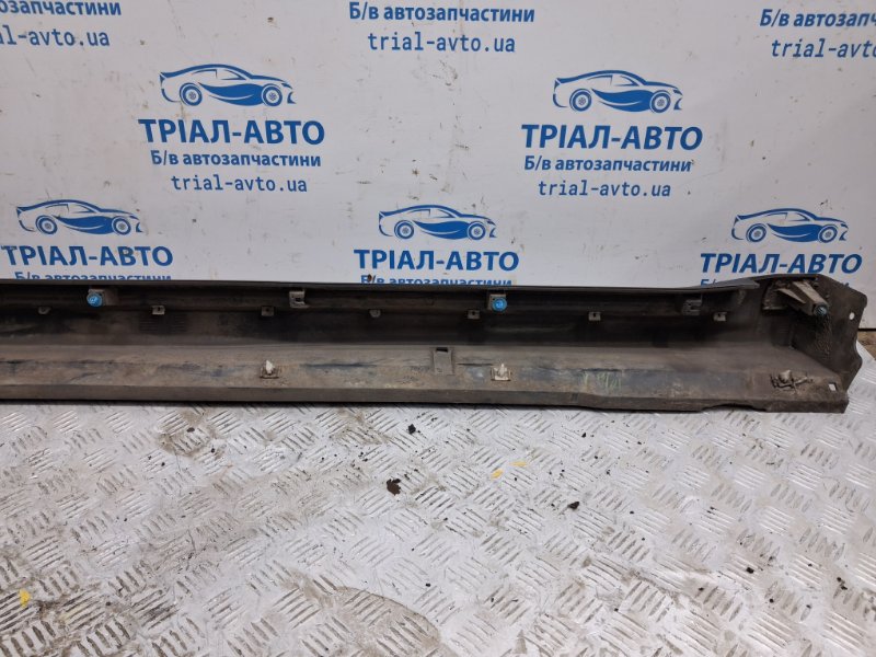 Накладка порога внешняя левая Outlander 2007-2012 XL 2.2 diesel 4HK Накладка порога внешняя левая Outlander 2007-2012 XL 2.2 diesel 4HK