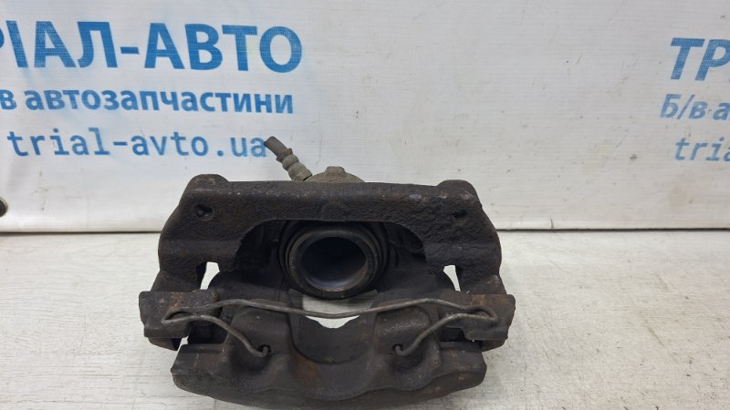 Суппорт передний левый Renault Megane 2008-2016 3 1.5 Diesel K9K 410116581R Б/У