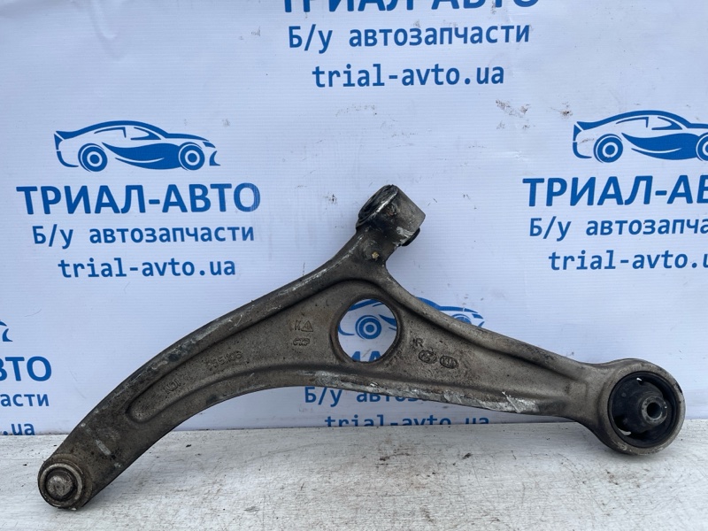 Рычаг передний нижний правый Optima 2010-2016 TF 2.4 бензин G4KJ
