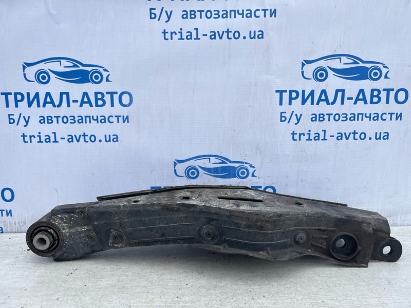 Рычаг задней подвески нижний поперечный (под пружину) Sorento 2014-2020 UM 2.4 бензин G4KJ
