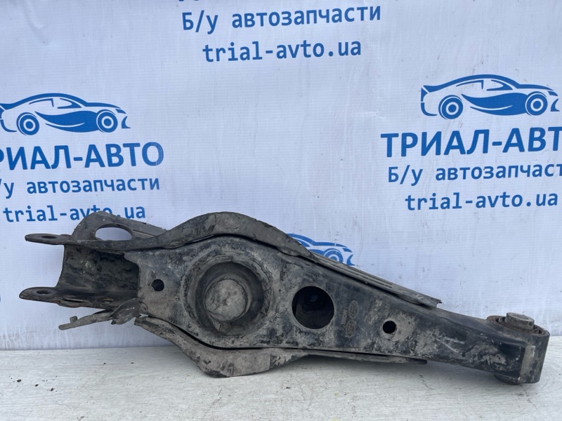 Запчасть рычаг задней подвески нижний поперечный (под пружину) Kia Sorento 2014-2020 UM 2.4 бензин G4KJ 55210C5050 Б/У Рычаг задней подвески нижний поперечный (под пружину) Kia Sorento 2014-2020 UM 2.4 бензин G4KJ 55210C5050 Б/У