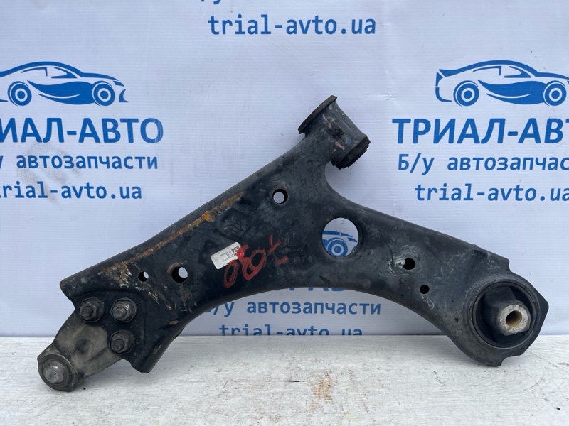 Рычаг передний нижний правый Jeep Compass 2016-2020 MP 2.4 бензин EDE 68318010AD Б/У