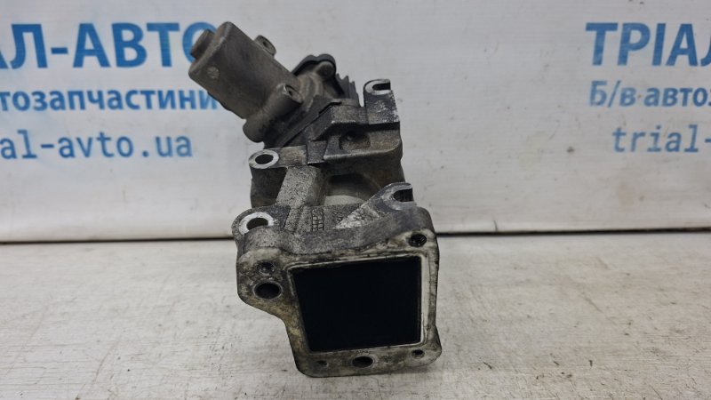 Клапан EGR Outlander 2007-2012 XL 2.2 diesel 4HK Клапан EGR Outlander 2007-2012 XL 2.2 diesel 4HK