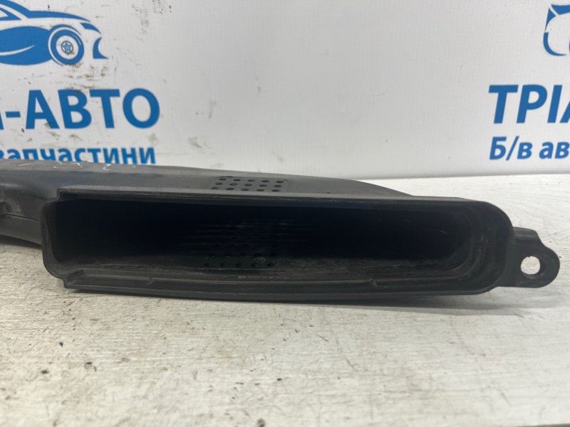 Воздухозаборник Dodge Journey 1 2.4 бензин ED3