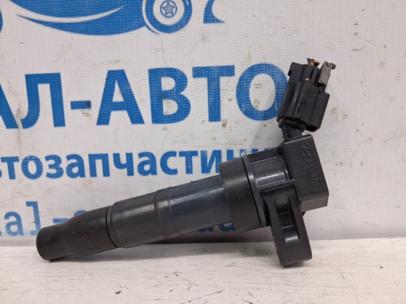 Запчасть катушка зажигания Hyundai Santa fe 2012-2019 DM 2.4 бензин G4KJ 273003F100 Б/У Катушка зажигания Hyundai Santa fe 2012-2019 DM 2.4 бензин G4KJ 273003F100 Б/У