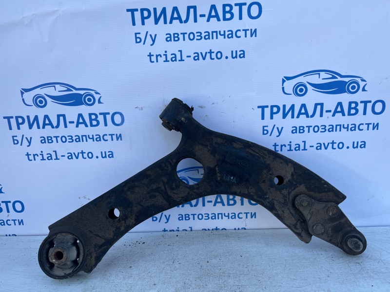 Рычаг передний нижний правый Sorento 2014-2020 UM 2.4 бензин G4KJ