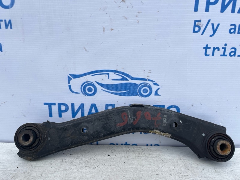 Рычаг задний поперечный Kia Sorento 2014-2020 UM 2.4 бензин G4KJ 55100C5050 Б/У