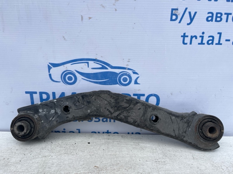 Рычаг задний поперечный Kia Sorento 2014-2020 UM 2.4 бензин G4KJ 55100C5050 Б/У