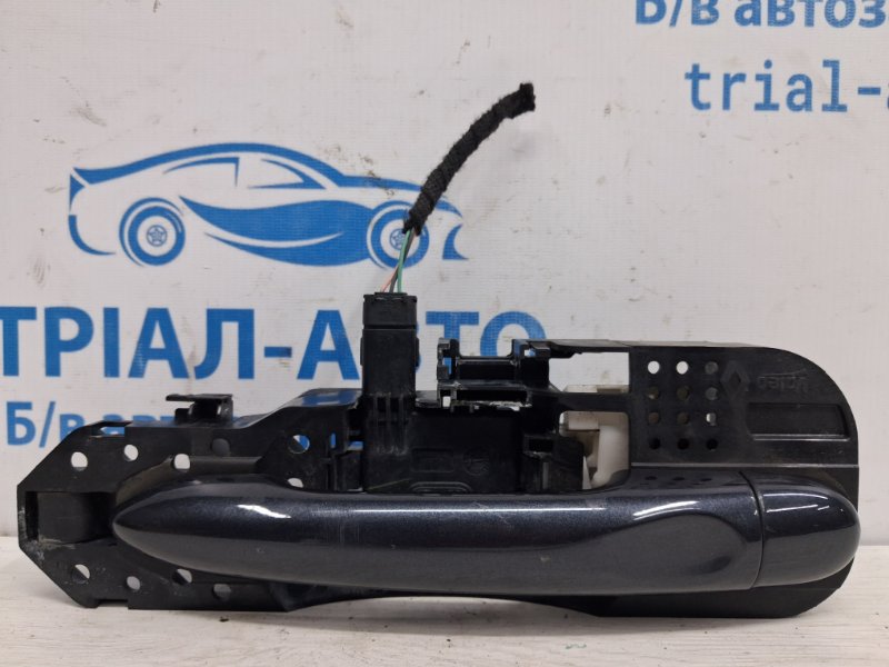 Запчасть ручка двери внешняя задняя правая Renault Megane 2008-2016 3 1.5 Diesel K9K 806060042R Б/У Ручка двери внешняя задняя правая Renault Megane 2008-2016 3 1.5 Diesel K9K 806060042R Б/У
