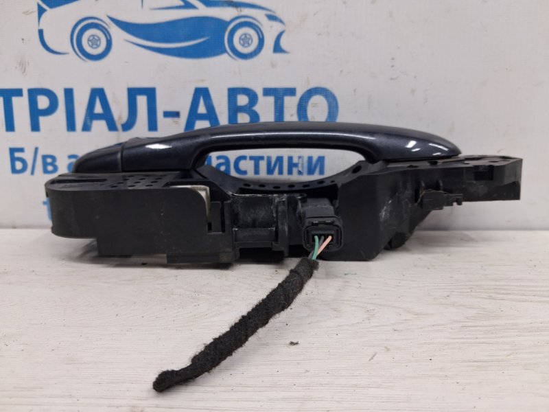 Ручка двери внешняя задняя правая Megane 2008-2016 3 1.5 Diesel K9K Ручка двери внешняя задняя правая Megane 2008-2016 3 1.5 Diesel K9K